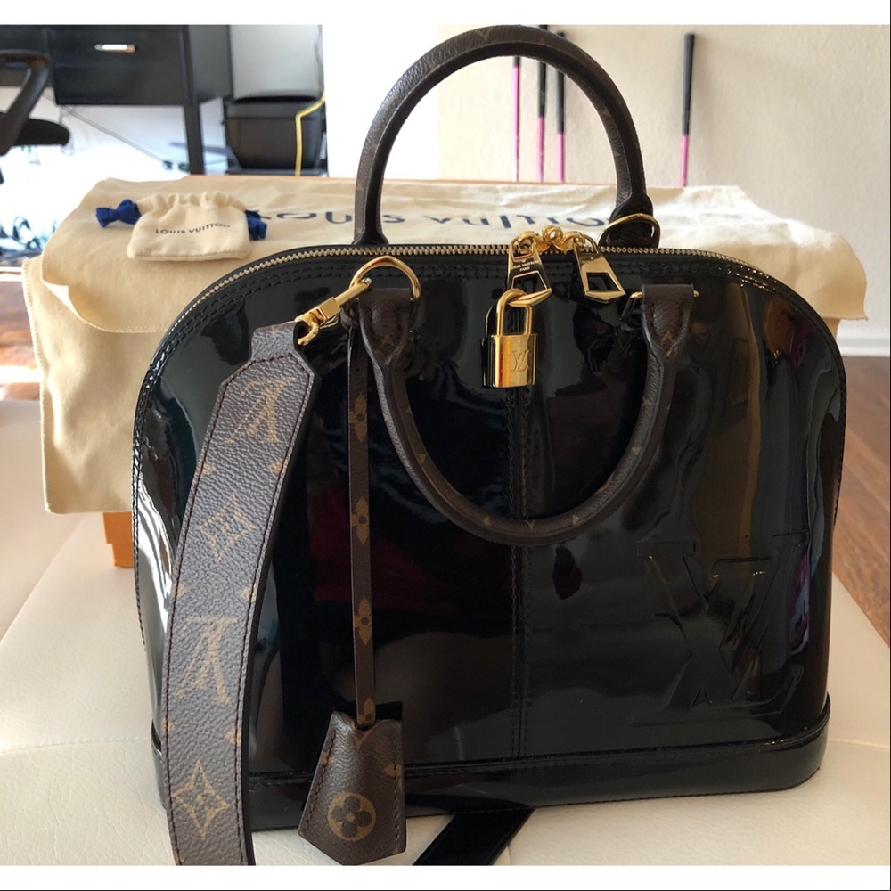 Louis Vuitton ALMA PM Satchel Patent Leather